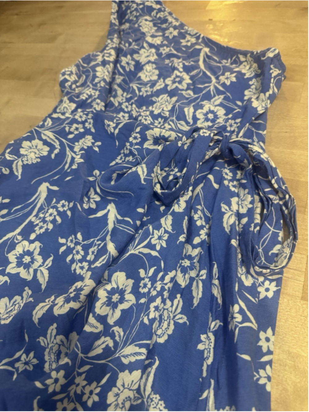 CUPSHE One-Shoulder Hawaiian Holiday Floral Blue White Dress Size XL - Picture 7 of 12